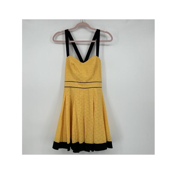 Bebe Eyelet Halter Dress Womens Size S Yellow Cotton Fit Flare Cotton Retro - Picture 1 of 9